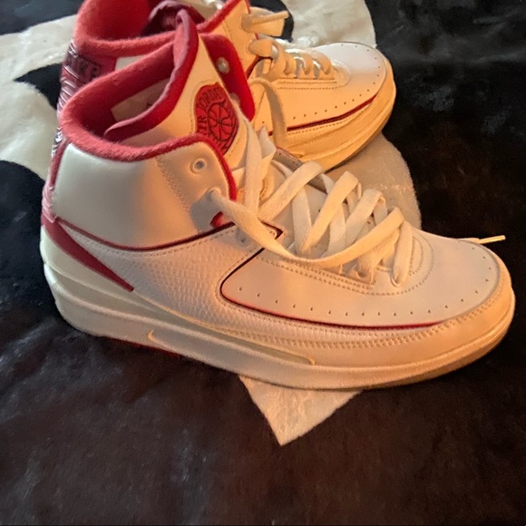 Retro Jordan 2’s - Picture 2 of 4